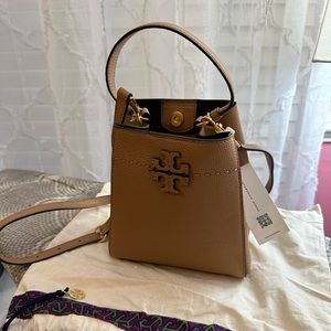 Tory Burch brand new McGraw small bucket bag with tags. Color tiramisu /227.